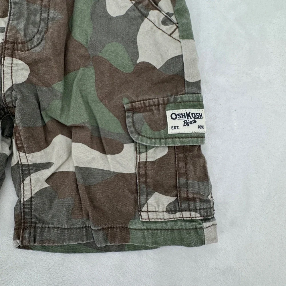 OshKosh B'gosh 2010 Kids Camo Cargo Shorts Green Brown Size 3T Adjustable Waist